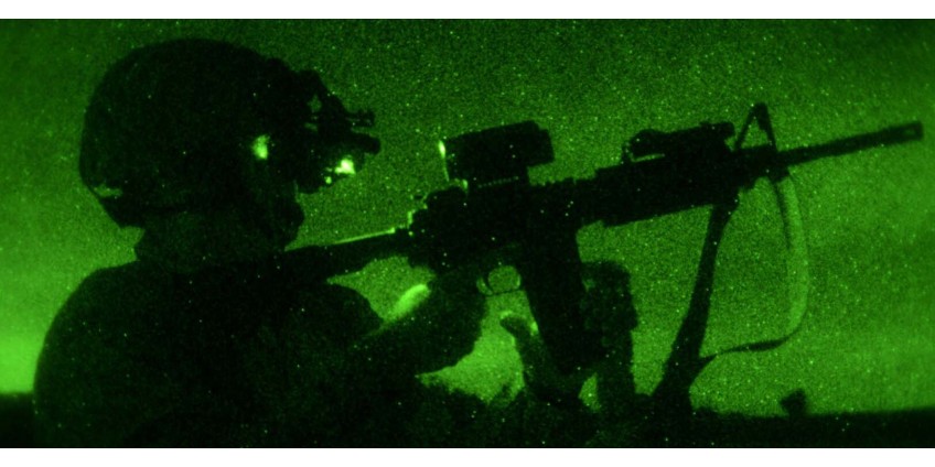 Night vision vs. camouflage or how to avoid night vision detection